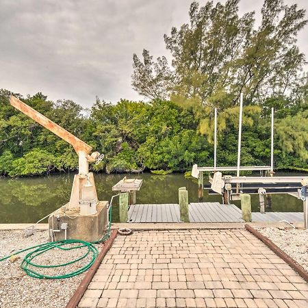 Home With Dock, Pool, Kayaks Walk To Palma Sola Bay Bradenton Ngoại thất bức ảnh