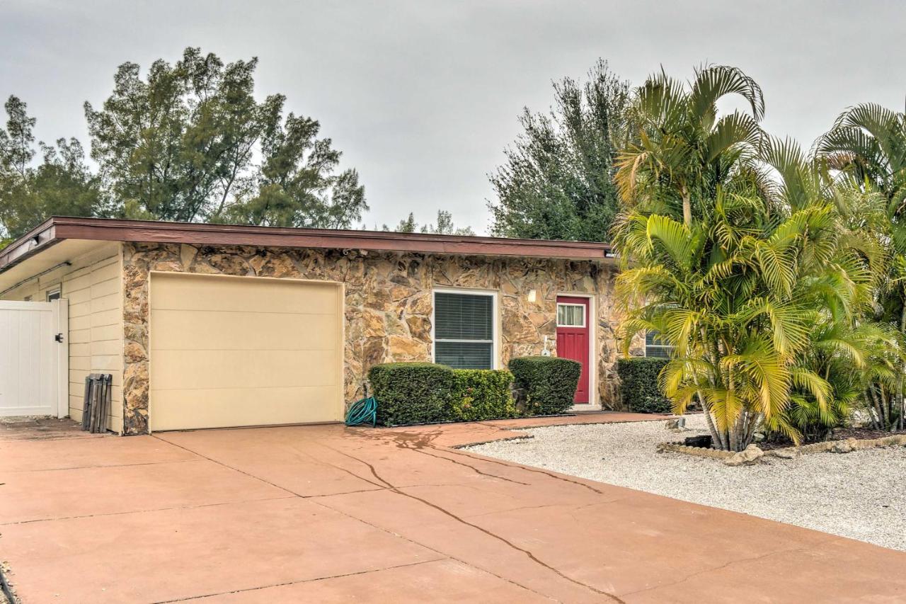 Home With Dock, Pool, Kayaks Walk To Palma Sola Bay Bradenton Ngoại thất bức ảnh