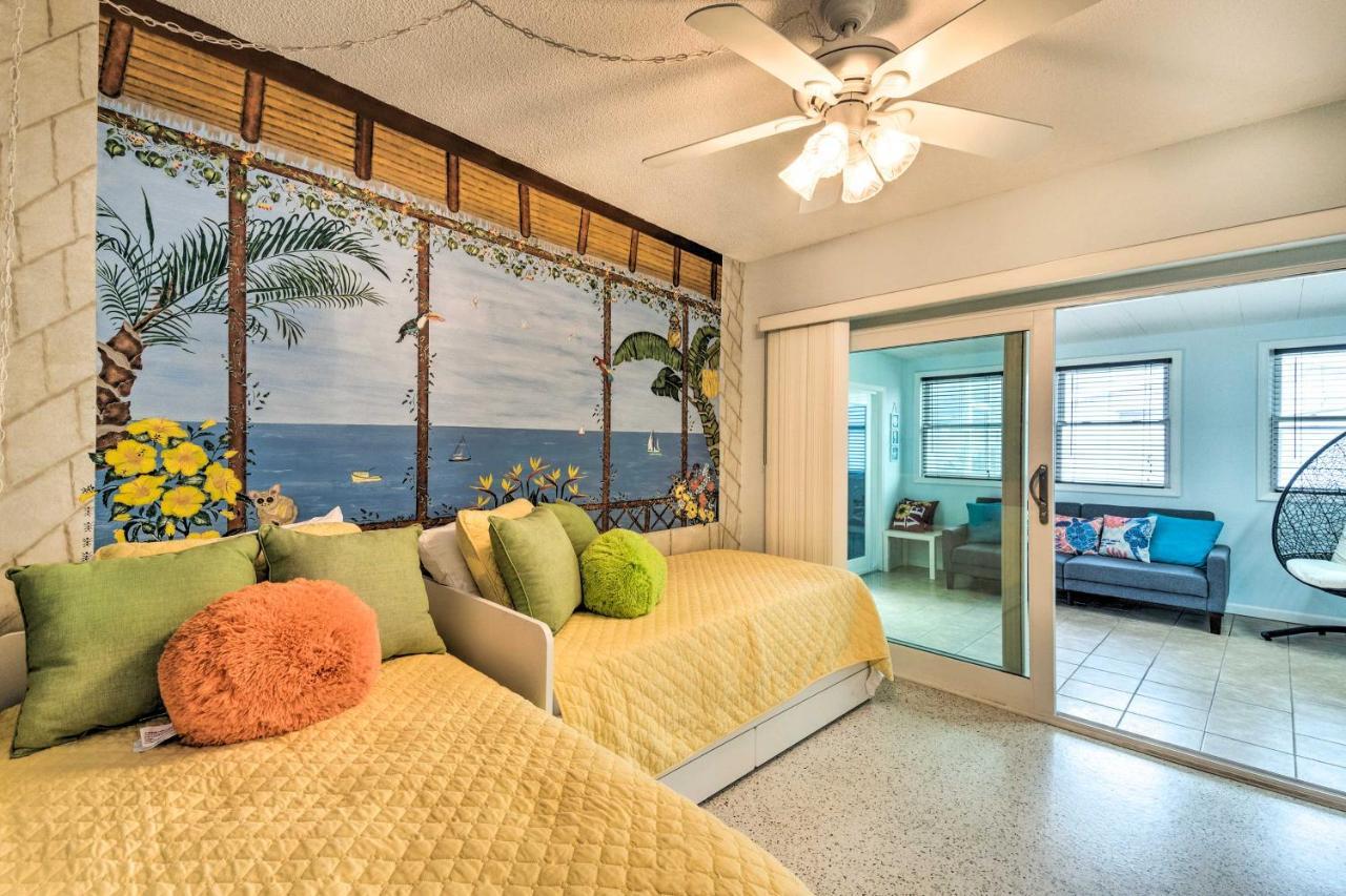 Home With Dock, Pool, Kayaks Walk To Palma Sola Bay Bradenton Ngoại thất bức ảnh